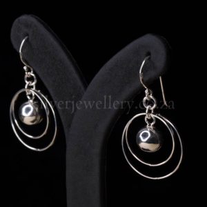 Dangling Ball in Double Circle