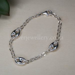 Spaced Gucci Link Bracelet