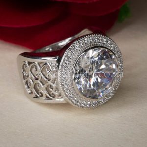 Statement Cubic Heart design